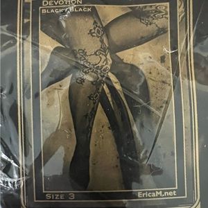 NIP Erica M fre devotion tights size 3